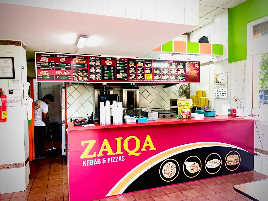ZAIQA KEBAB PIZZAS — Ambiente