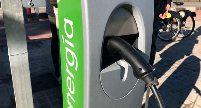 Estacion de carga de vehiculos electricos