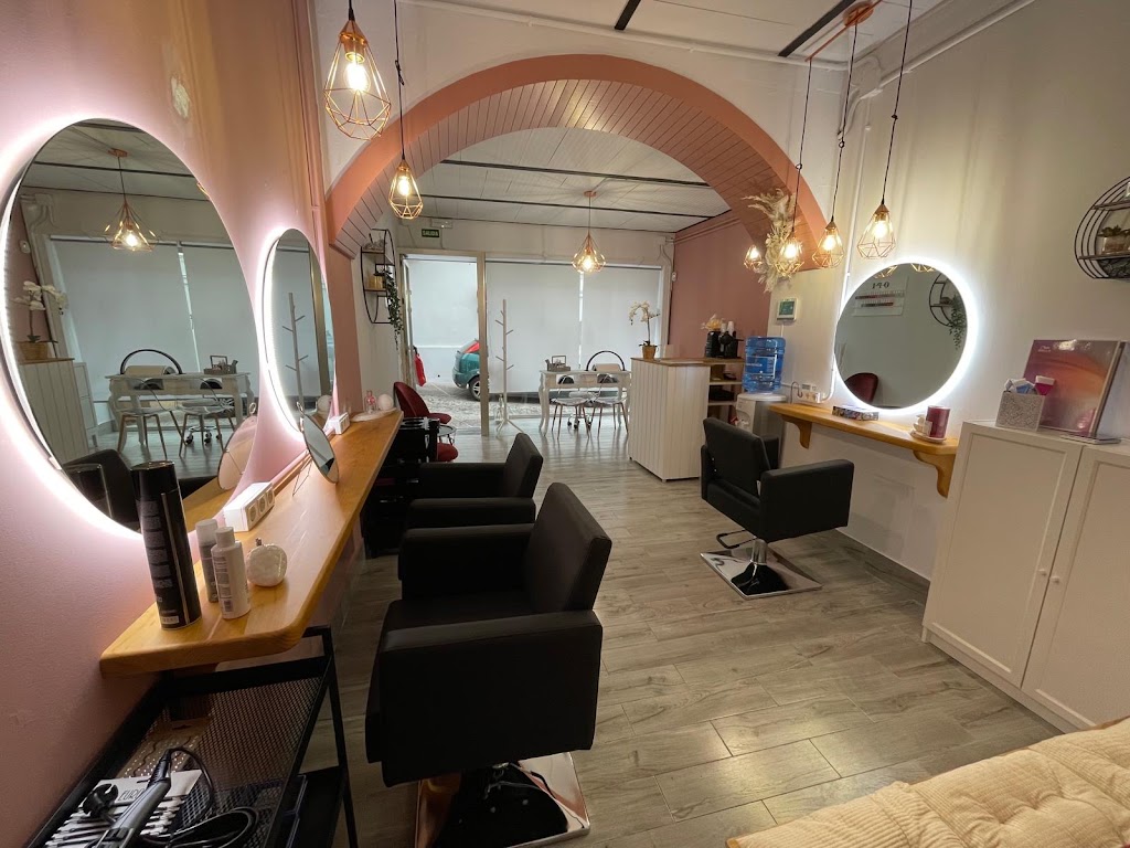Salon de Belleza Maria Jose Soto — Interior