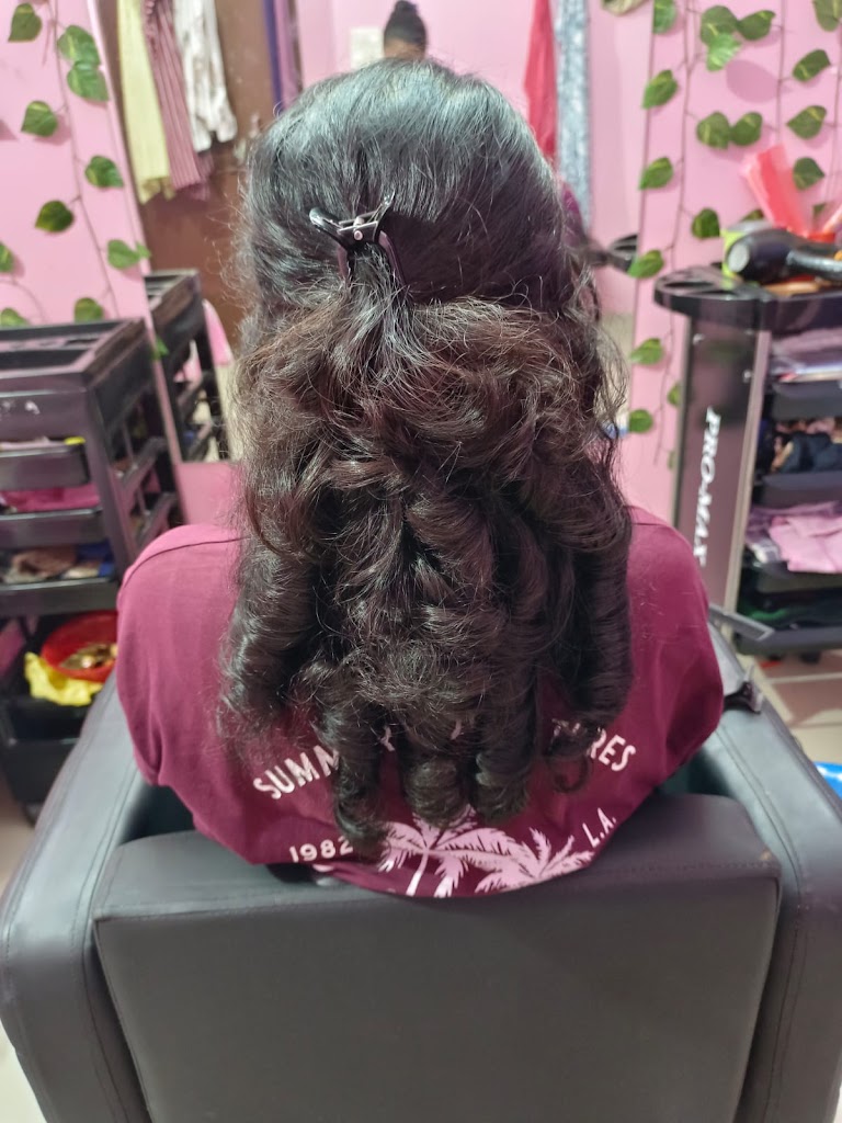 Sunshine Beauty Parlour