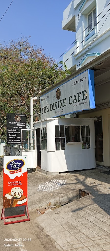 The Divine Cafe