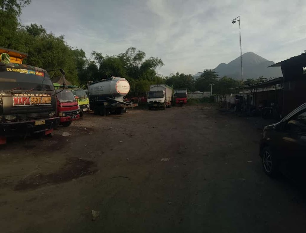 Bengkel Mobil Berat Dan Las Dua Putra