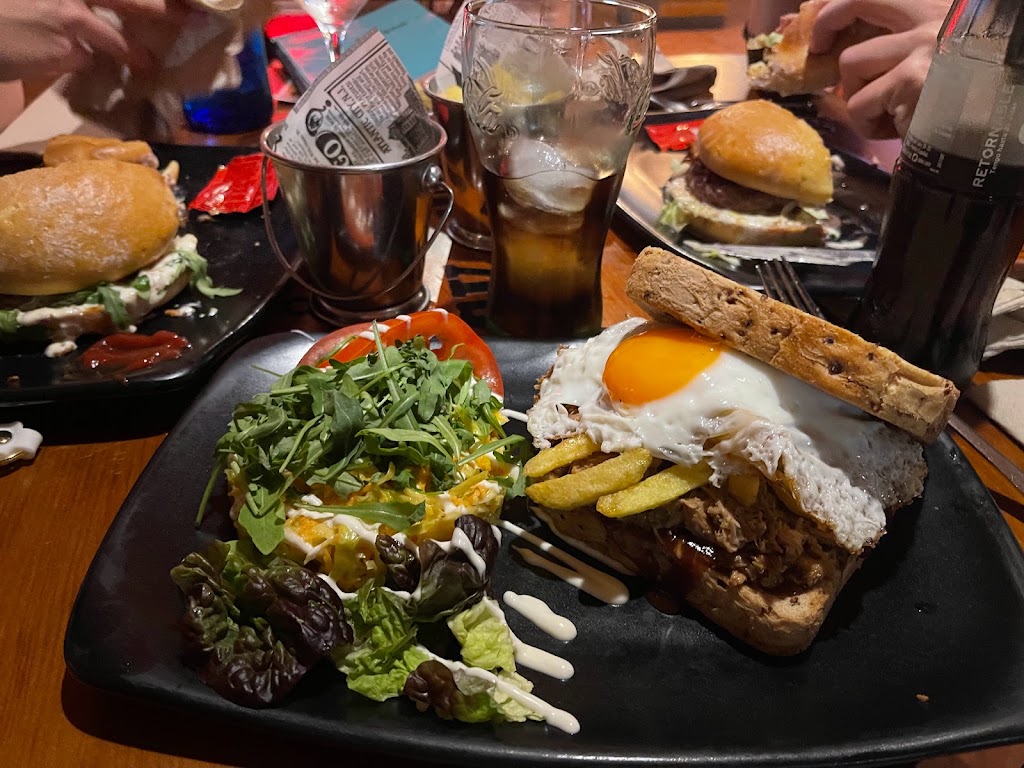 Restaurante Jack The Pepper — Comida y bebida