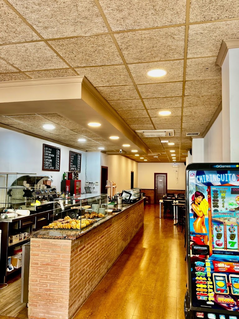 Chanto Cafeteria Bar — Ambiente