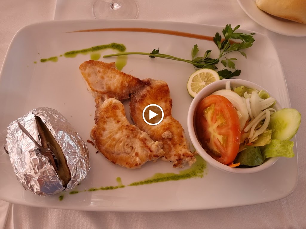 Restaurante Grill Chez Luigi — Videos