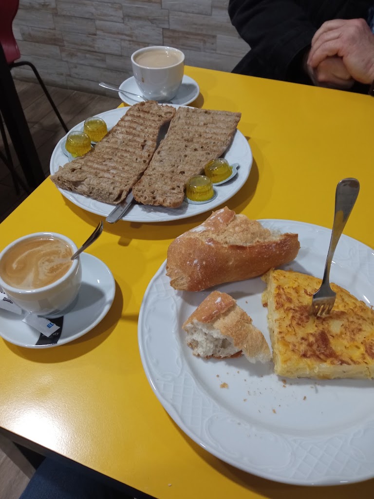 Galizer Cafe-Bar — Cafe