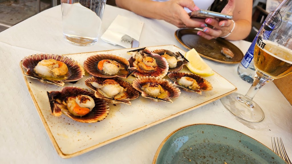 A Tasquina — Comida y bebida