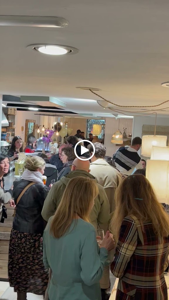 NUNNA - Bar - Restaurante en Sitges — Videos