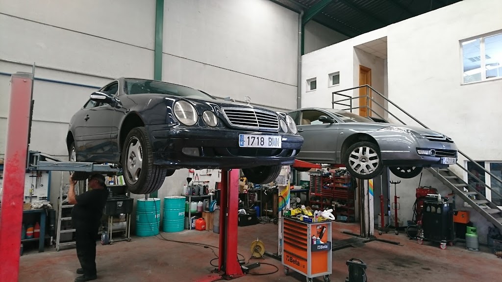 Jescar Talleres Integrales Autos S.L — Taller