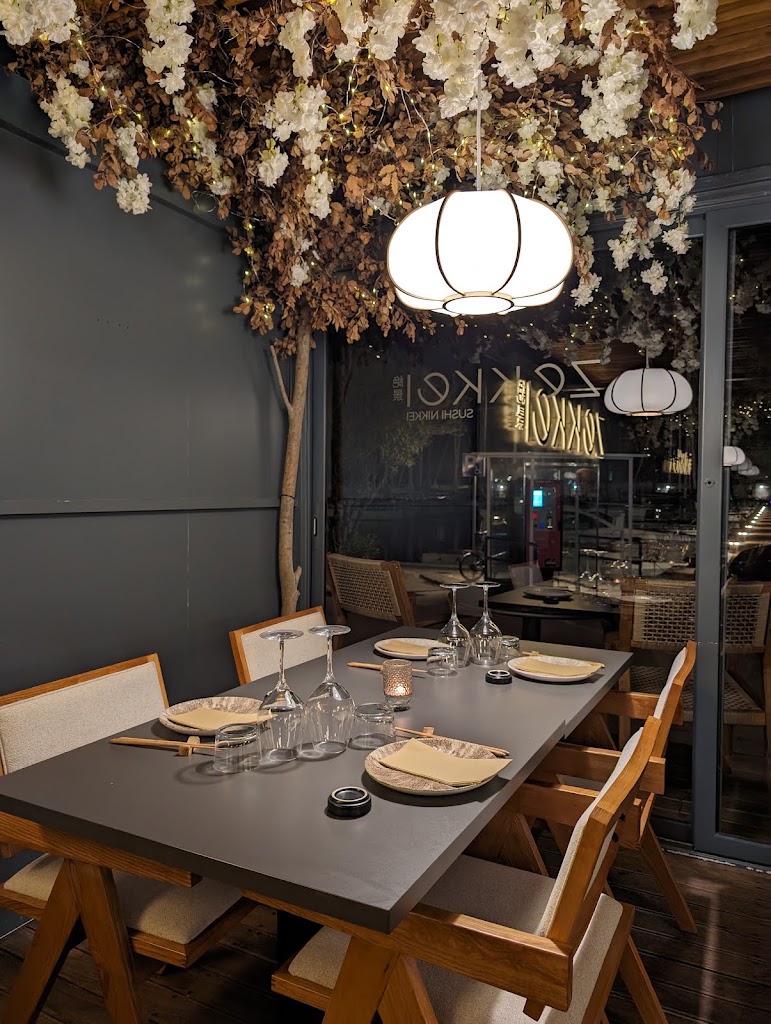 ZEKKEI SITGES | SUSHI NIKKEI — Ambiente