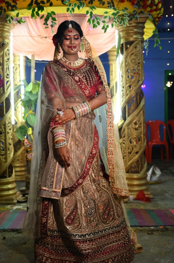 Puja Z Makeover Beauty Parlour