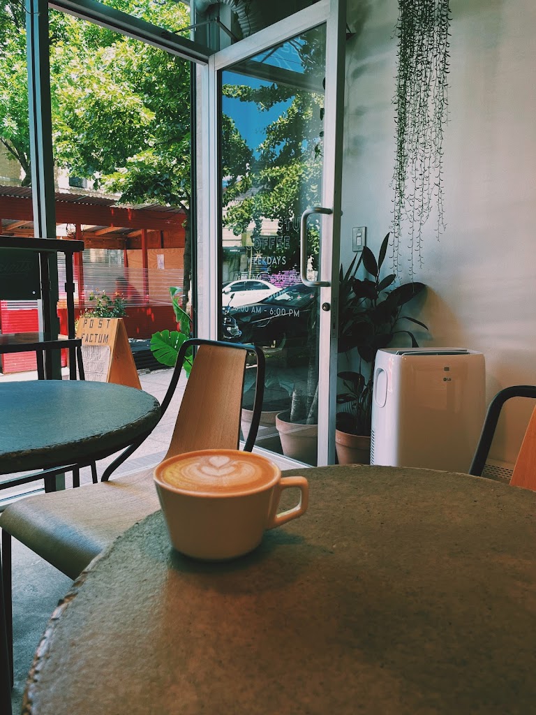 Photo of HEADREST COFFEE