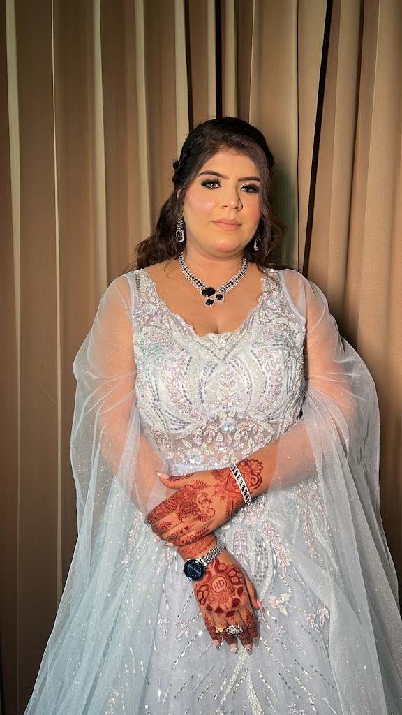 Jayanti Narula Luxury Salon Makeup Studio