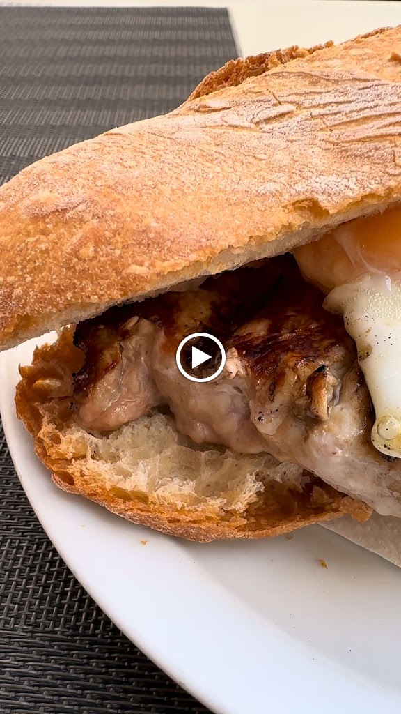 Bar Casa La Abuela — Videos