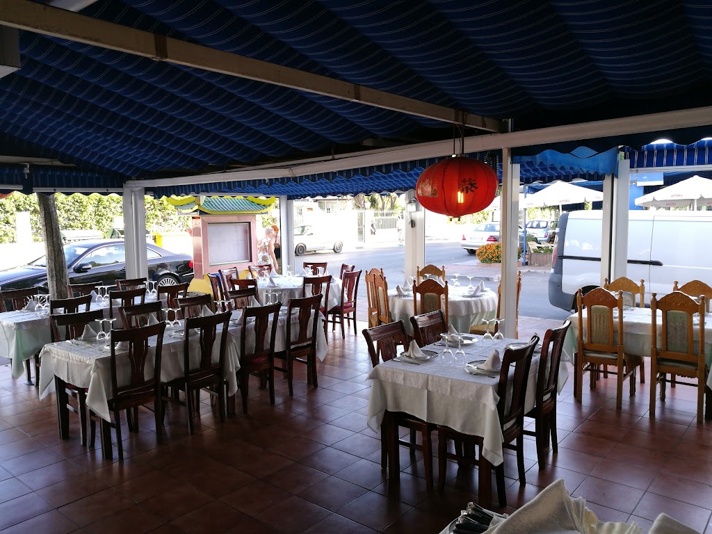 Golden Sun — Ambiente