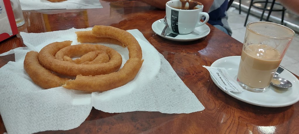 Churreria Kaneda — Cafe