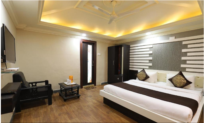 Hotel Loyal Residency