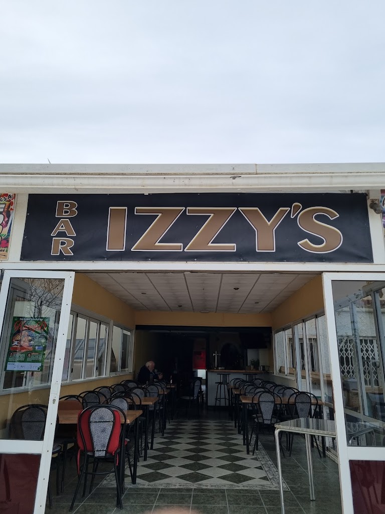Izzys Bar Restaraunt