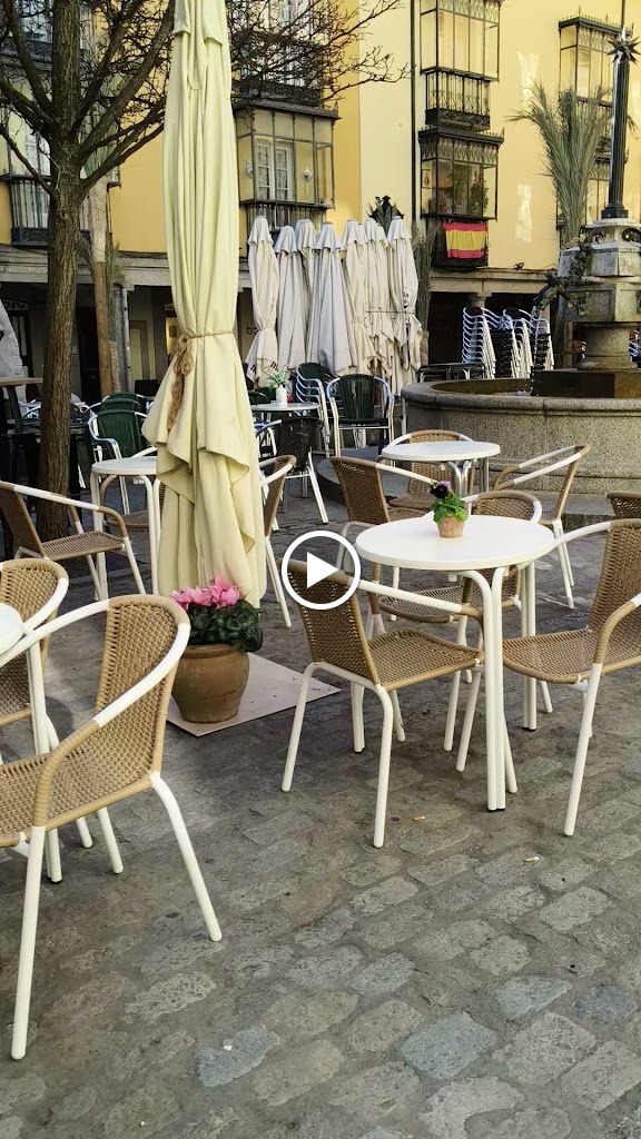 Bar Villanueva vinos y copas — Videos