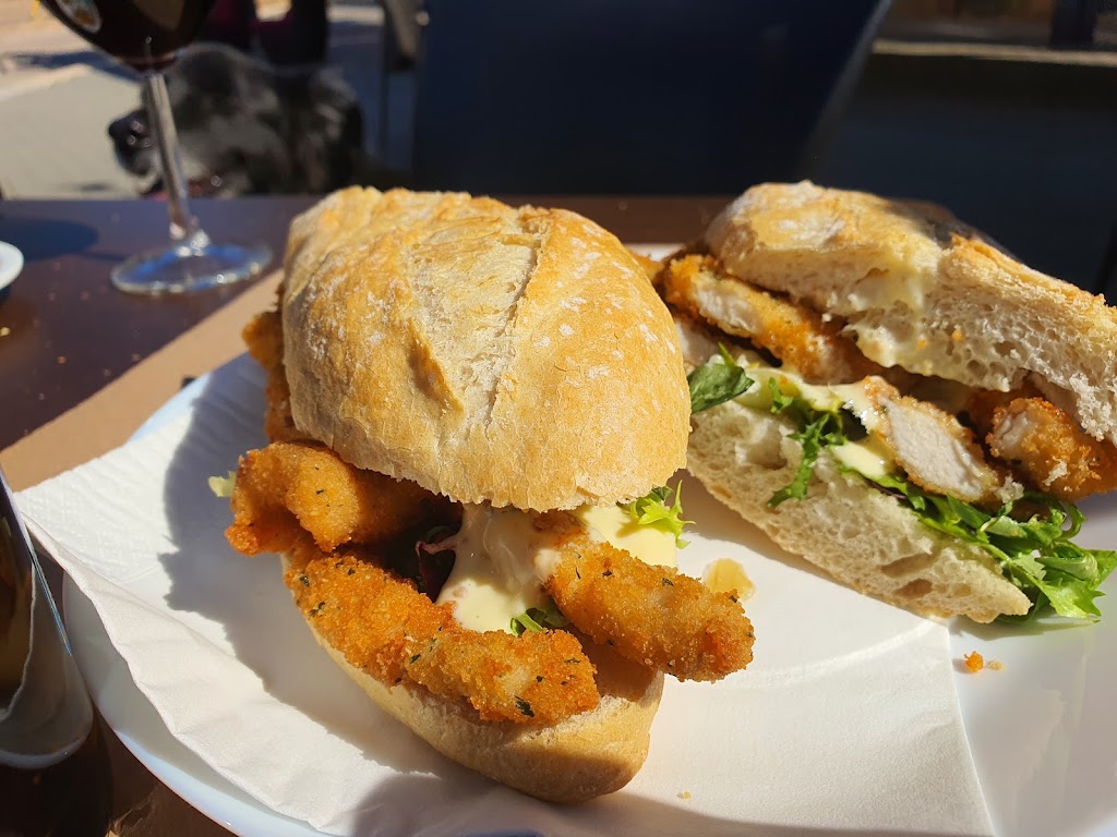 Bar la muntanyeta — Comida y bebida