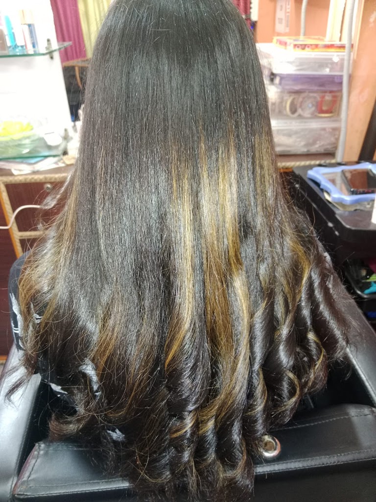 Arunika Beauty Parlour