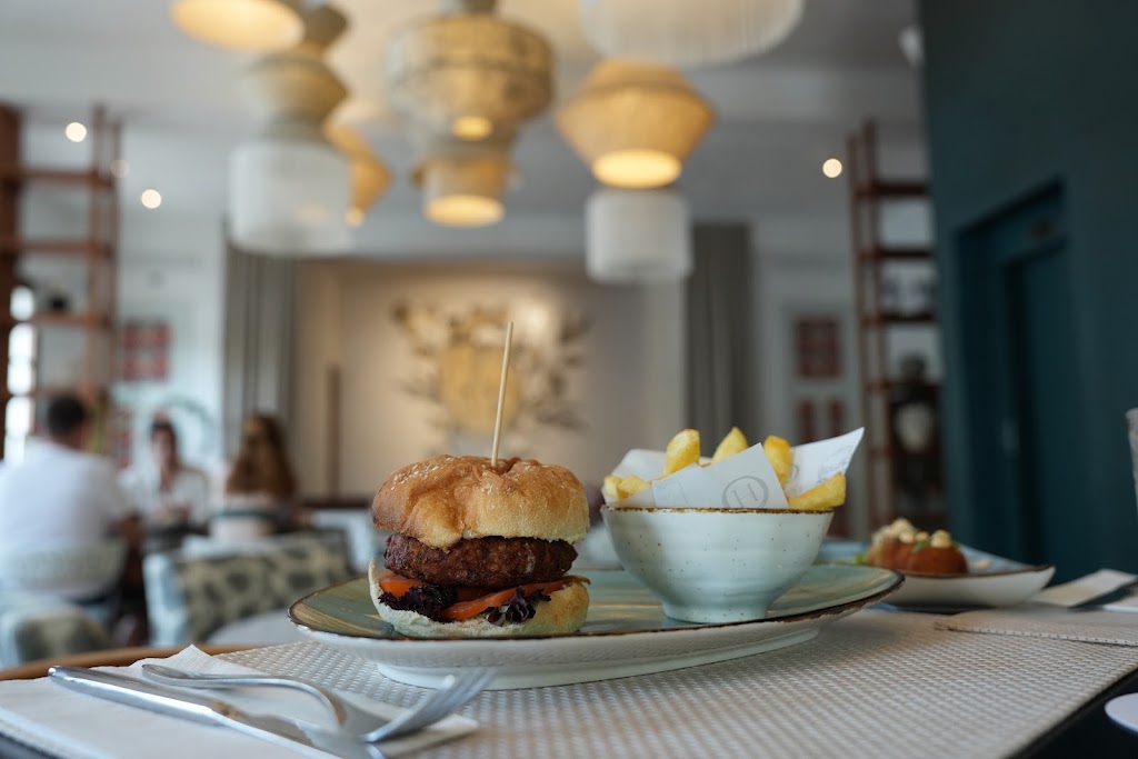 Cultural Boutique Restaurant — Del propietario