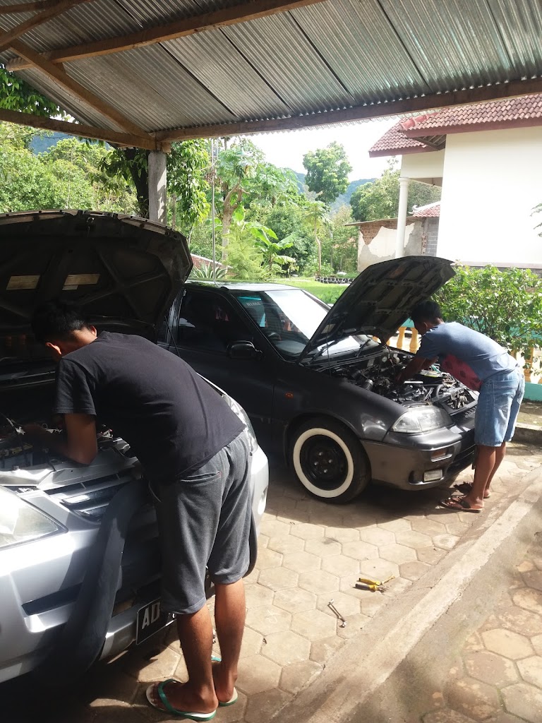 Bengkel mobil 'ATHARIZZ'