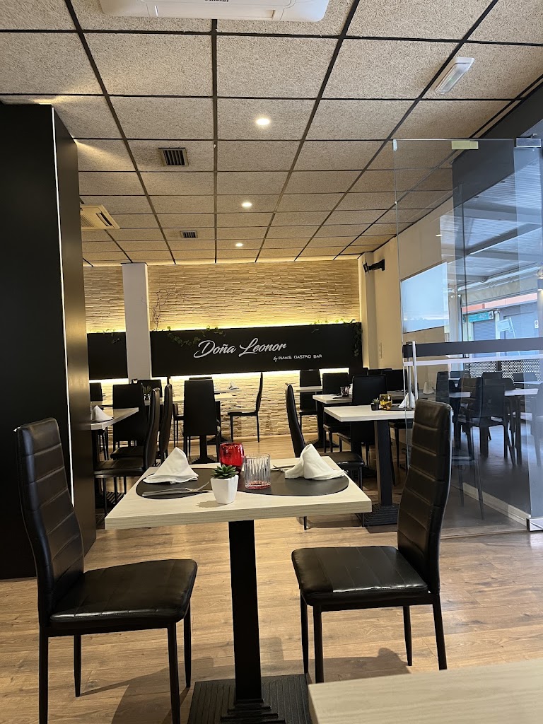 Dona Leonor by Inakis Gastro Bar — Ambiente