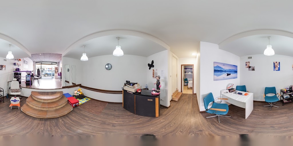 Urban Estilistas - Peluqueria — Interior