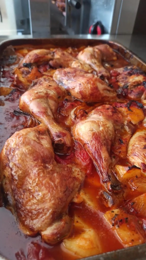 Asados Juan XXIII. Comida para llevar — Pollo asado
