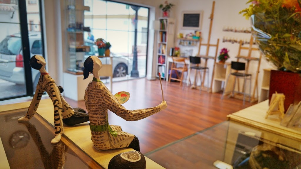 ARTISTICA, Academia y material de Bellas Artes