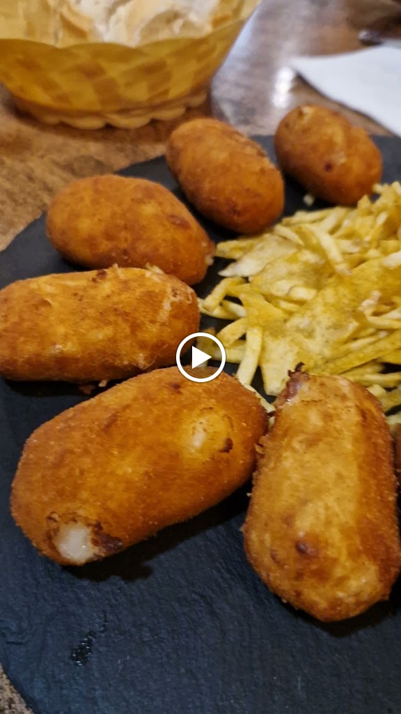 Restaurante Casa Julian — Videos