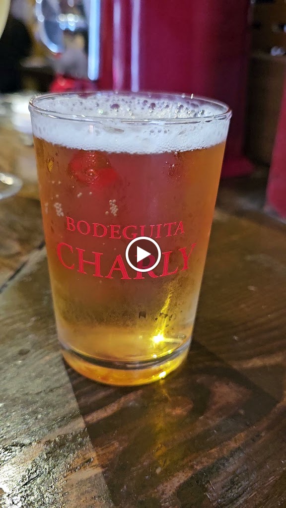 Bodeguita Charly — Videos