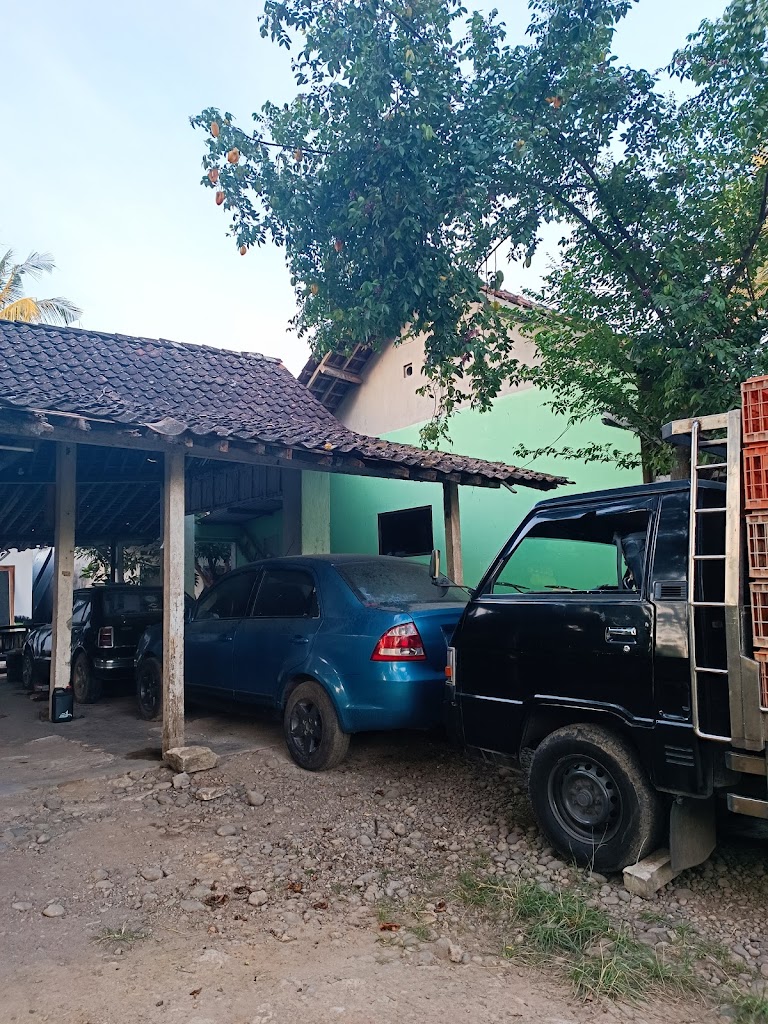 Bengkel mobil Service Land