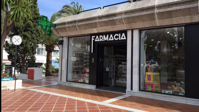 Farmacia Guadalmina 12 H. — Del propietario