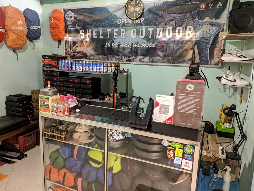 Basecamp Shelter Outdoor (Rental Tenda dan Alat Pendakian)