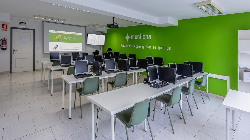 Mentiona es una empresa de formacion y consultoria.