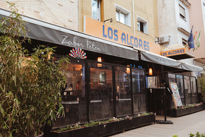 ZABOR FETEN - Restaurante, Bar y Tapas en Torremolinos — Todas