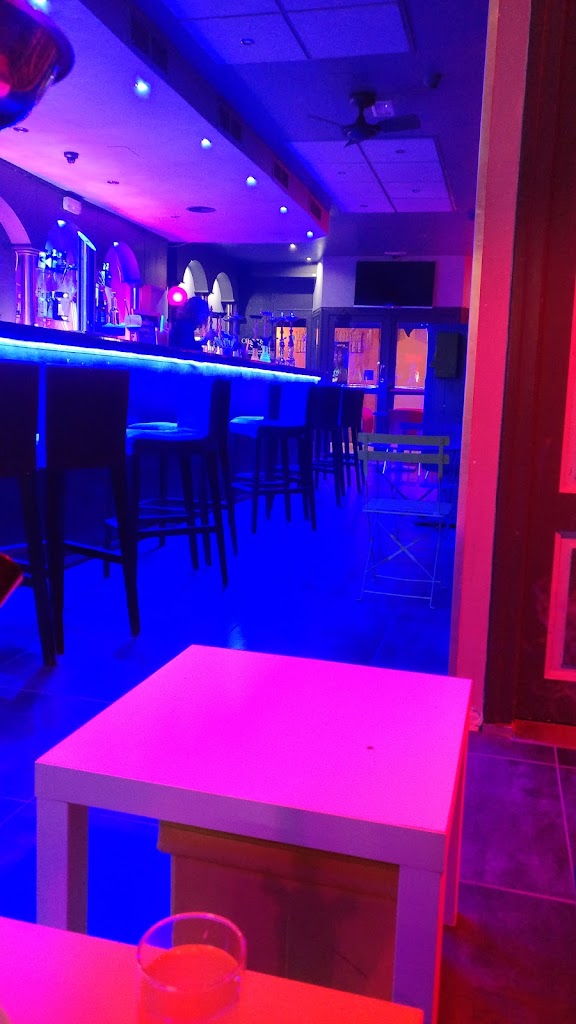 Shake Cafe — Ambiente