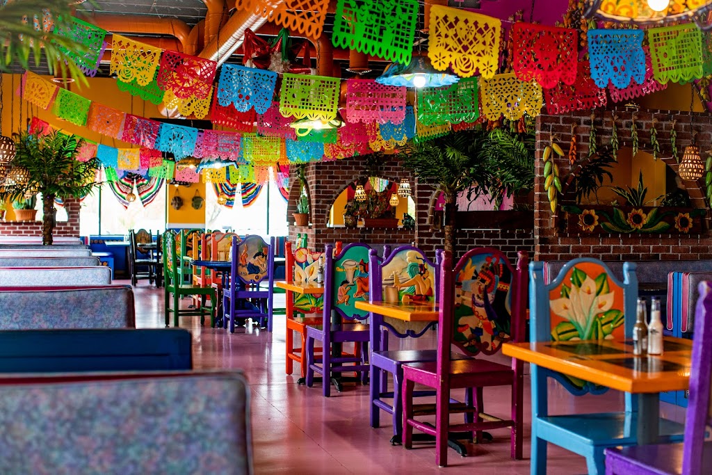  El Azteca Mexican Restaurant