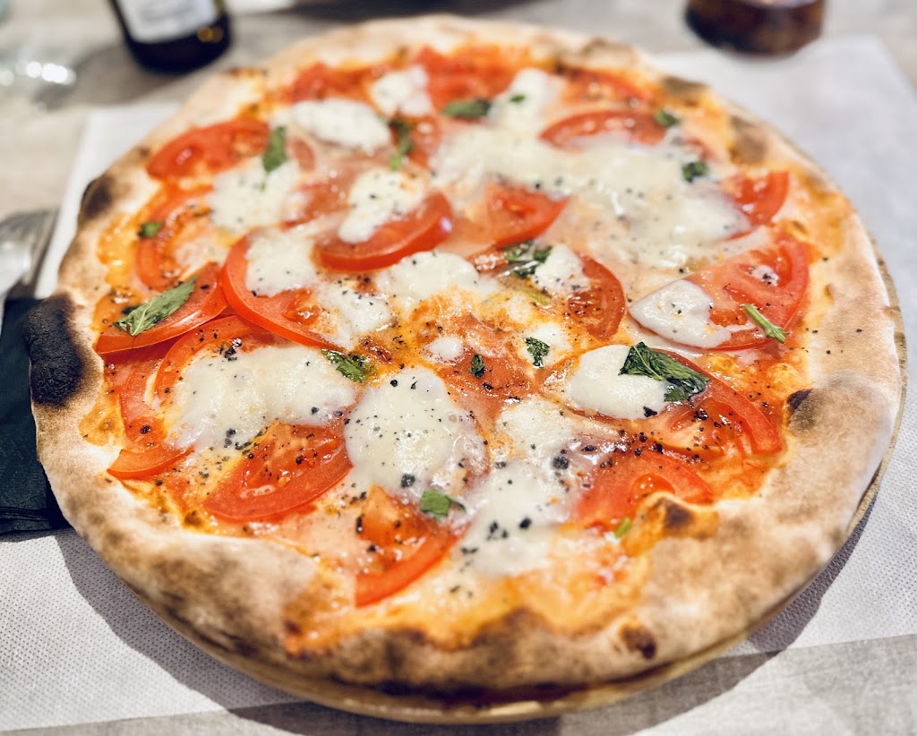Le Coccole Restaurante — Pizza