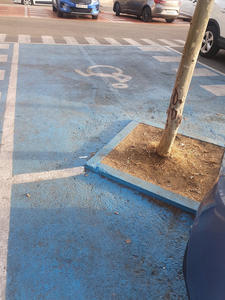 Aparcamiento Discapacitados
