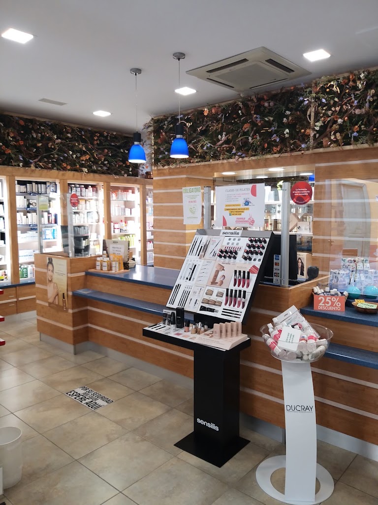 Farmacia Dulce Maria Llanos Munoz — Del propietario