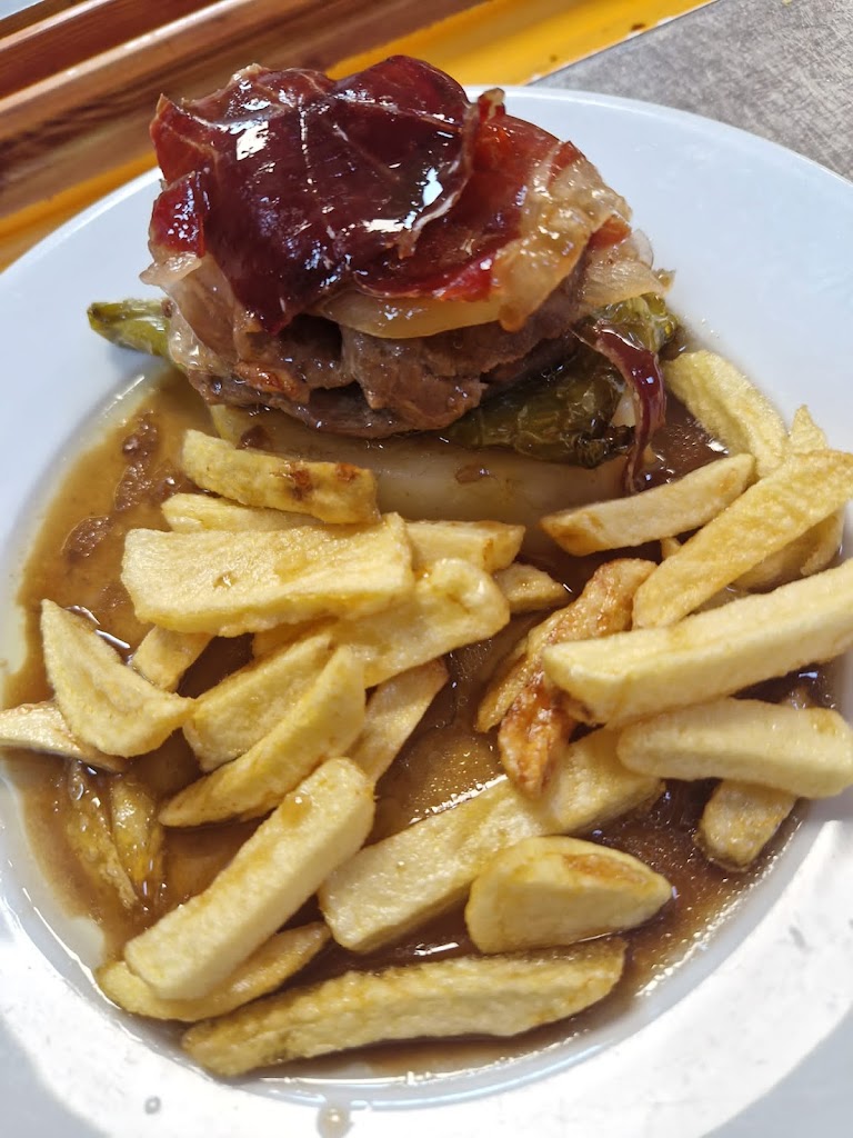 Los Ferrera — Comida y bebida
