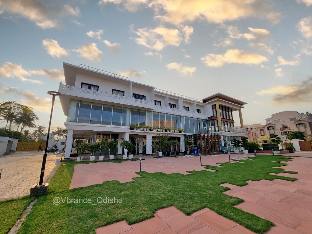 Vbrance Luxury Boutique Hotel Food Court