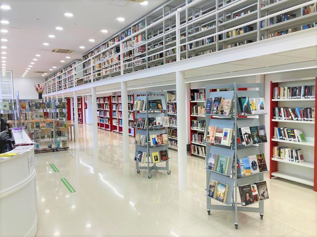 Biblioteca Publica Municipal Miguel de Cervantes