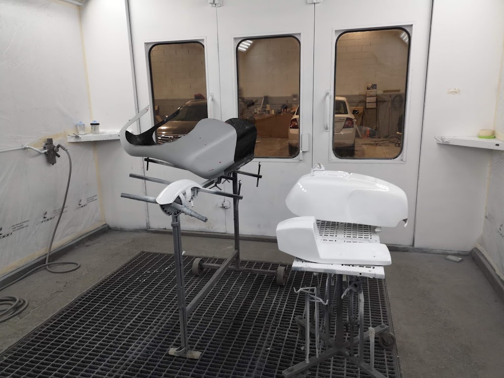 KS Car Condal Manresa | Taller chapa y pintura - mecanico — Interior