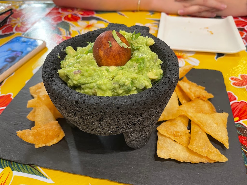 Los Catrines Tequila&TacoBar — Guacamole