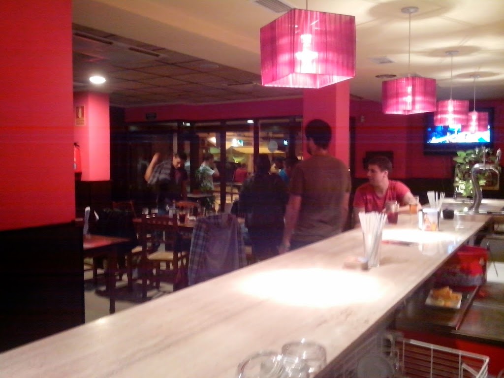 Cafe Bar Cremaet — Del propietario