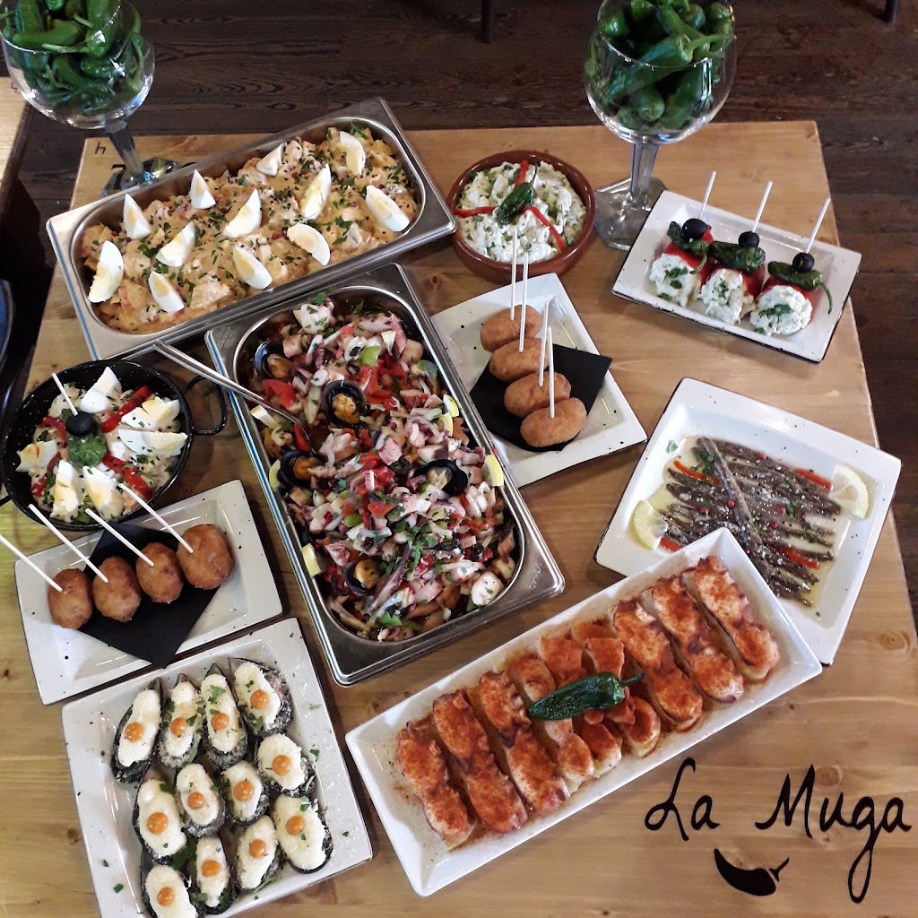 Bar La Muga — Comida y bebida